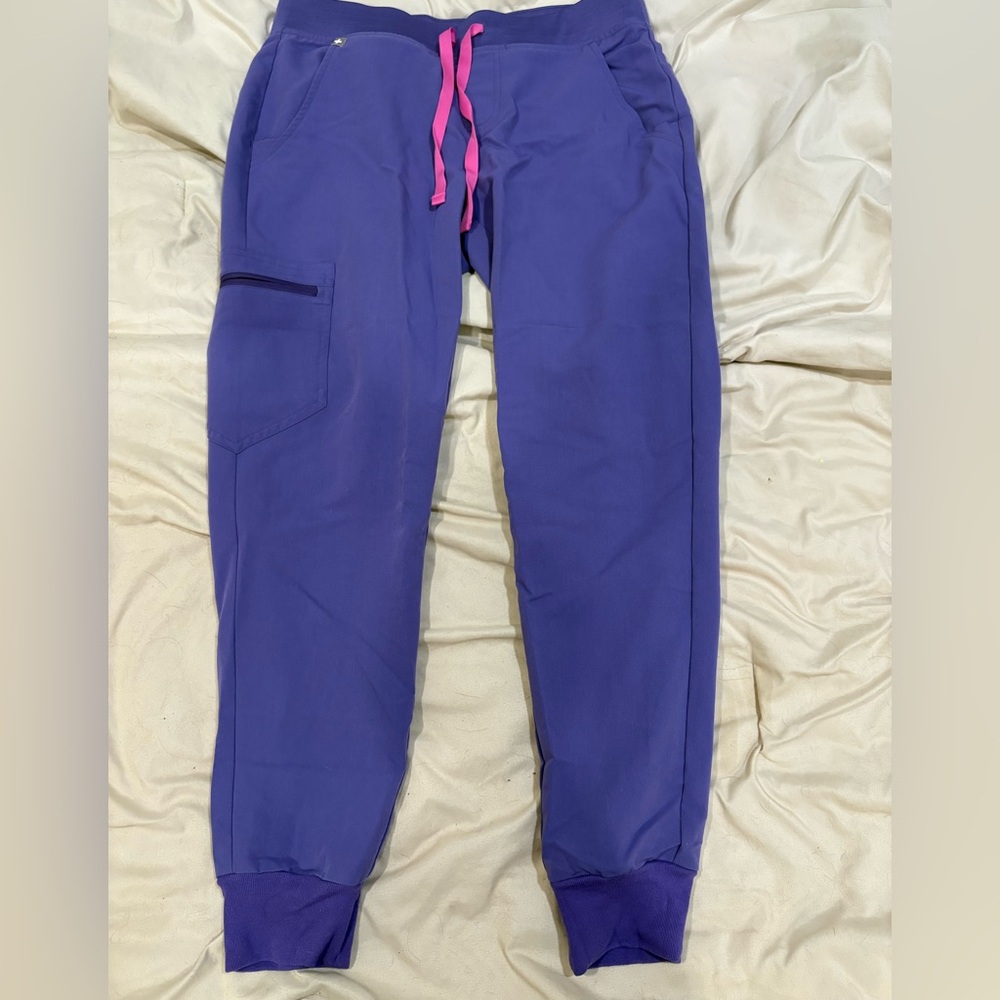 Figs women’s scrub pants
